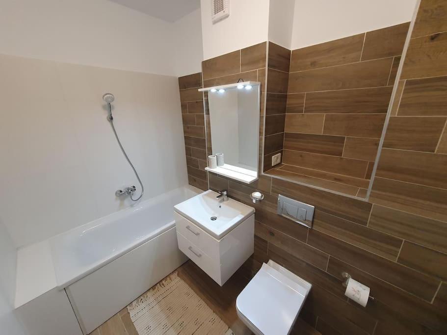 Appartamento New Luxury Flat Near City Center Timisoara Esterno foto